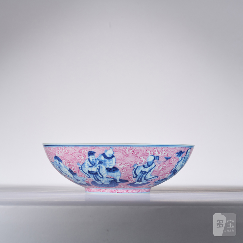 清道光 青花胭脂红彩八仙过海图碗 - 图5
